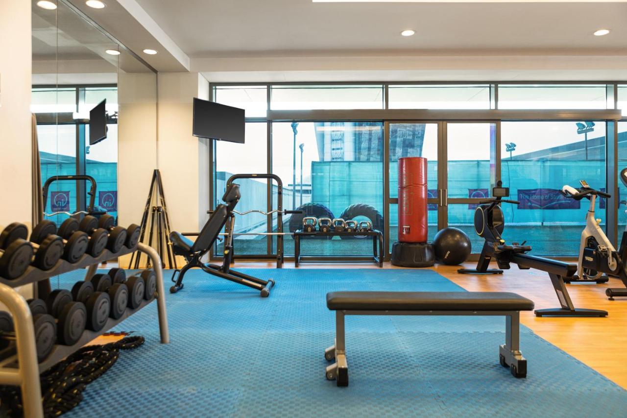 Crowne Plaza Riyadh - Rdc Hotel & Convention By Ihg Exterior photo The gym at the InterContinental London The O2